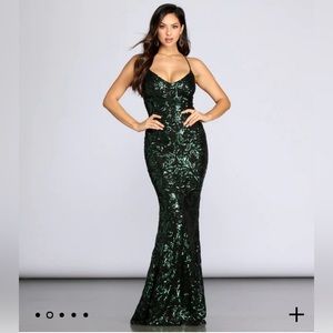 Windsor Sequin Holiday Dress 🎄